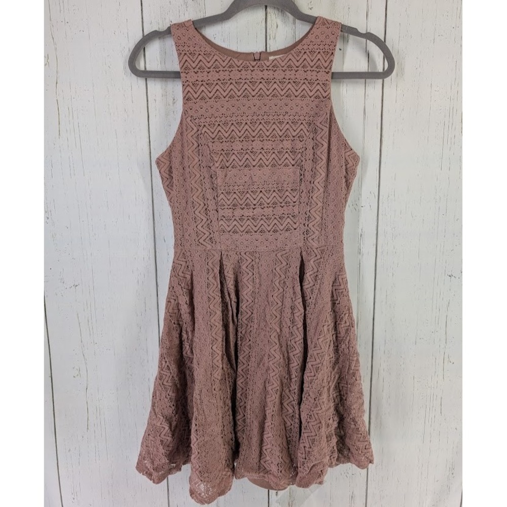 Monteau Size Small Muave Pink Lace Sleeveless Womens‎ Flowy Dress